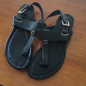 Sofft black sandals